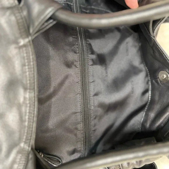 Loewe Nappa Aire Shoulder Bag - Picture 4 of 14